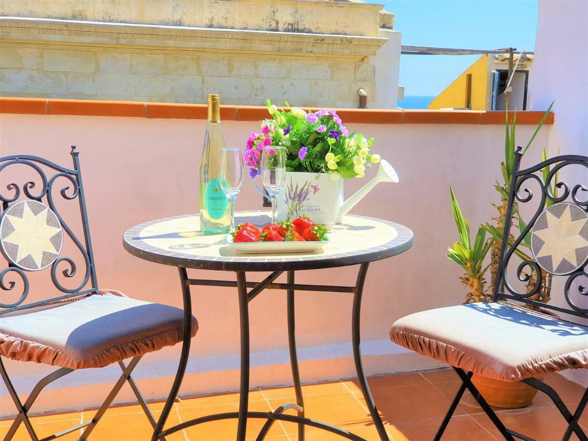 Una Terrazza Per Due Сиракузы Экстерьер фото