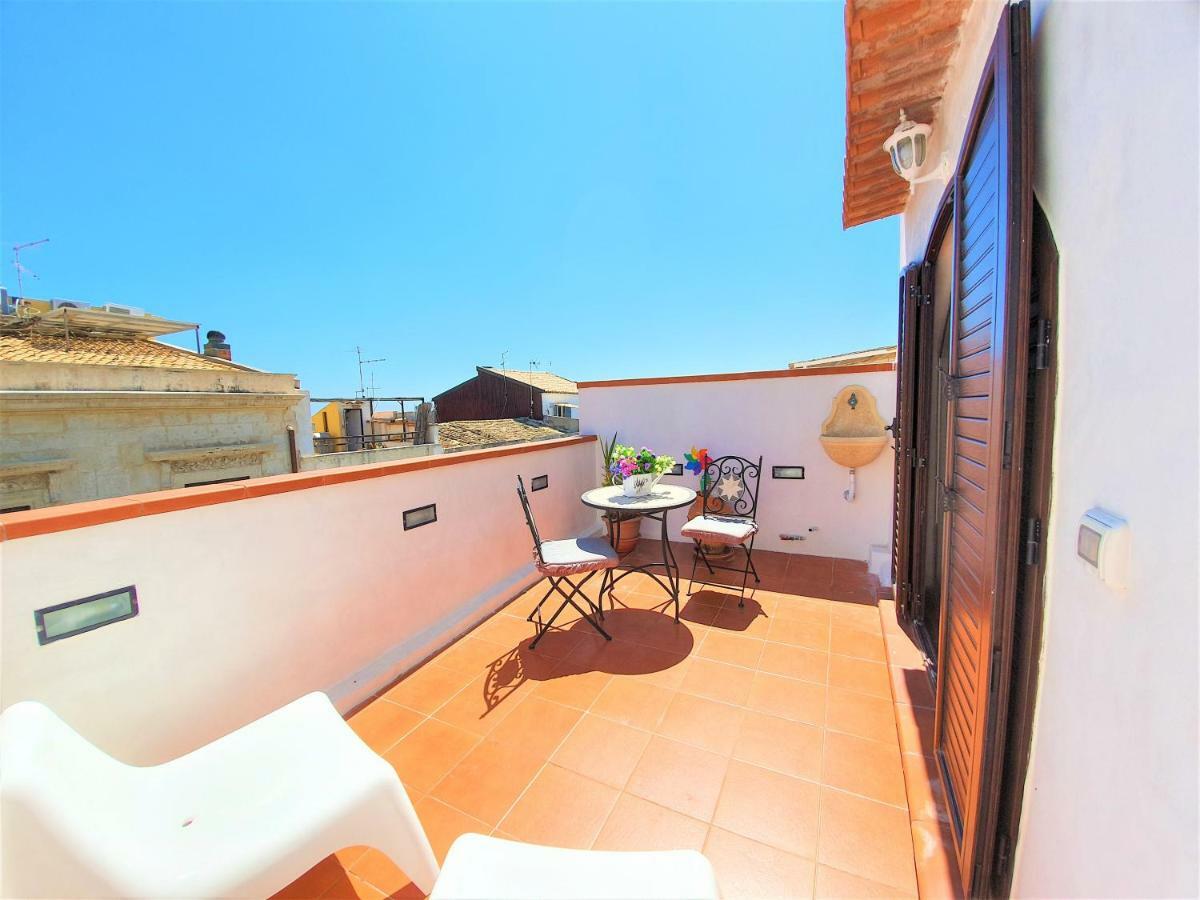 Una Terrazza Per Due Сиракузы Экстерьер фото