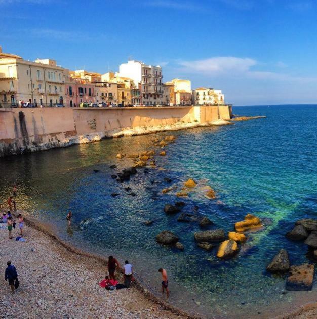 Una Terrazza Per Due Сиракузы Экстерьер фото